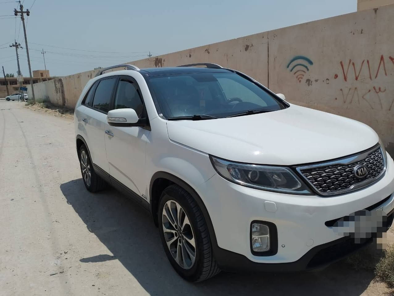 ك
سورنتو ٢٠١٥ كويتي فول مواصفات بنراما كشنات تدفئه تبريد بصمه مكفوله رقم واسط باأسمي
السعر ٢٠٥ وربي يرزق الجميع
الاتصال ***********
