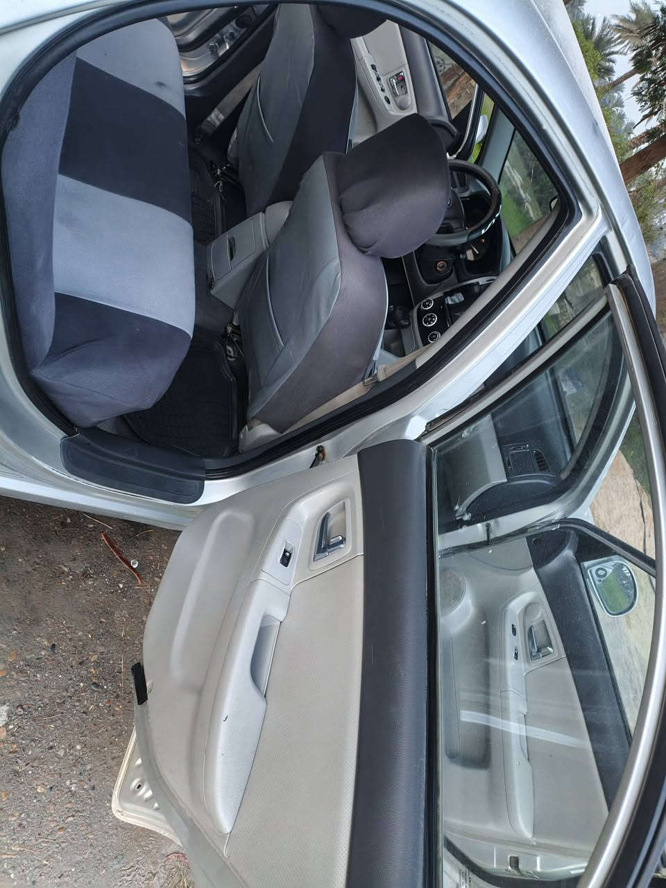 اسلام عليكم
كيا سبكترا 2009 رقم بغداد مشروع وطني 

سياره ابلاديه  حادثها شبرين بل جاملغ فقط الي كدام السائق واضحه بل صوره مكان بغداد ابوغريب 

السعر 84 بيها مجال *********** بي واتساب
