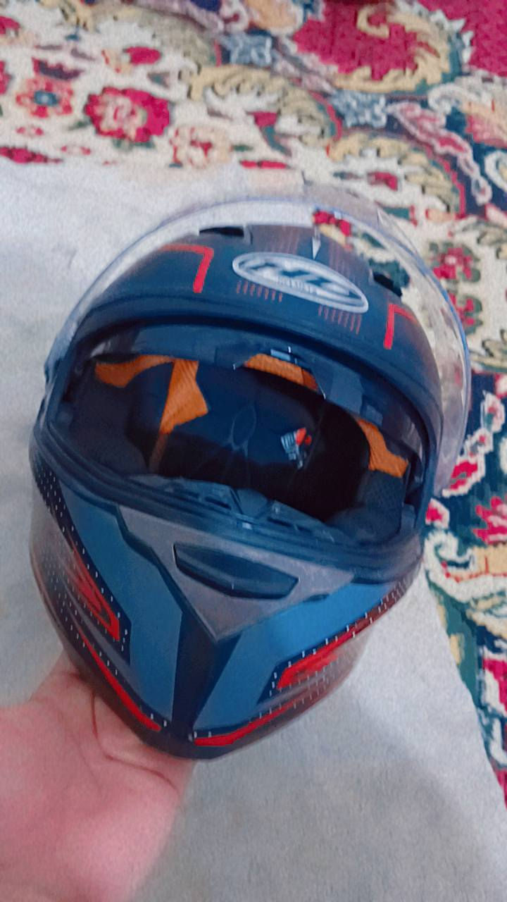 سلام عليكم
خوذه جديده و اصليه لل بيع 

‏‪***********‬‏
