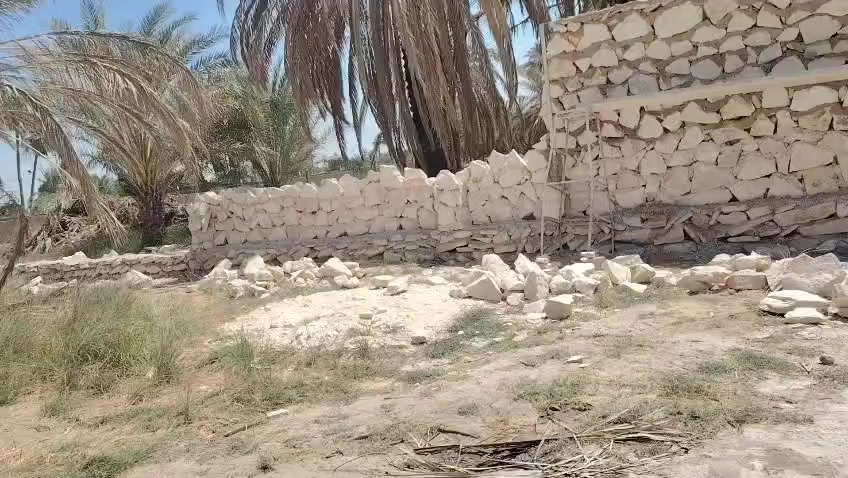 السلام عليكم بناءحجر سيجه جملونات حسينيات بيوت رصف بسعار مناسبه الستفسار *********** بي واساب
