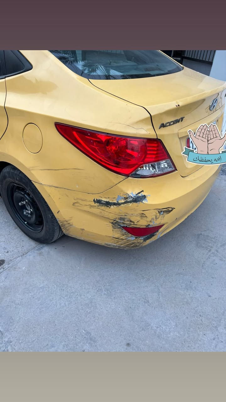 🚗 للبيع – سيارة نظيفة وجاهزة
🔹 النوع: هيونداي اكسنت 2015
🔹 اللون: اصفر
🔹 الحالة: ممتازة جداً، استخدام شخصي
🔹رقم بغداد شرط التحويل  
🔹سنوية لحد  2027
🔹 محرك قوي وناعم، صرفية وقود اقتصادية
🔹 مكيف (تبريد) ثلج ❄️
🔹 شاشة + كامرة
🔹 نظام صوتي واضح 🎵
🔹 صالون نظيف جداً ملاحضة بيه (3)قطع صبغ بدون تبديل بدون دواخل حادث امريكا( جاملغ امامي وبنيد + جاملغ خلفي) السيارة ليبل واحد 
📌 السيارة ما تحتاج أي صرف، جاهزة للاستخدام مباشرة
📌 (مكينه + كير) كفالة 
📌تخم تاير جديد 
📌مدوشمة الارضية جلد + الكشنات نايلون حراري
📌ماشية 171 الف مايل
💰 السعر (83$) وبيهة مجال بسيط 
📍 الموقع: (بغداد - البلديات )
للتواصل خاص أو اتصال *********** 📞
