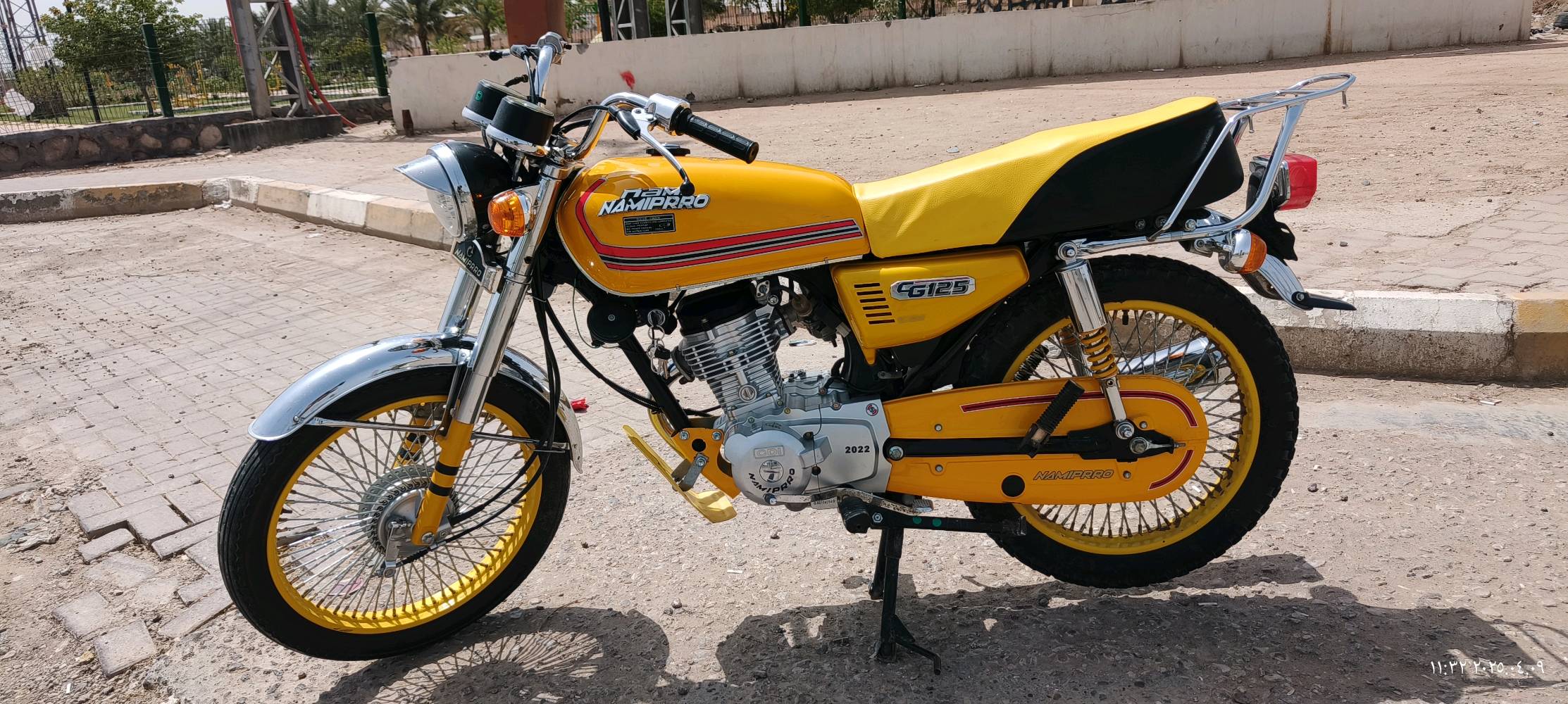 السلام عليكم ✋🏼✋🏼 
وينه الي يدور جديد 
للبيع - ✨✨
دراجه- نامه برو غطاس    🏍
موديل 2022   ✨ (طالعه بل 2024 شهر 7 )
دراجة - جاهزه كهربائيات كلها شغاله ✨
تخم تاير جديد✨
ادامه كامله توني مسوي 
شلعه و معدل فول دراجه
 سنويه و رقم باسمي رقم نجف✌🏼 
مكاني - النجف الاشرف/كوفه شارع سهله 🌛
سعر - 1,350,000
رقم الموبايل*********** - 📱📱