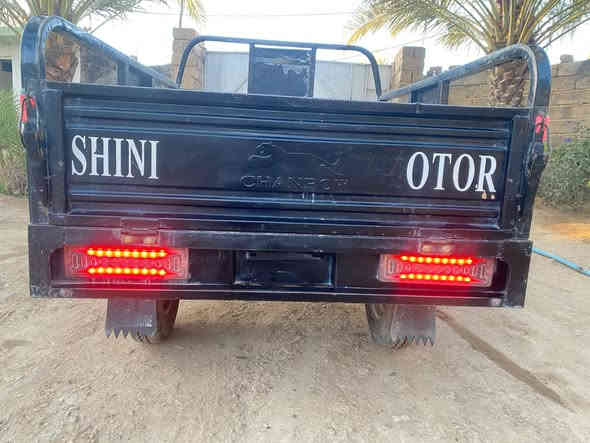 السلام عليكم ستوتة للبيع موديل 20 محرك 23  تايرات جدية امامي وخلفي مكفوله من الصبغ ولحيم السعر 1300 وبيه مجال الموشري لايعبني تصل ودلل ‏‪***********‬‏ مكاني ديالى شهربان
