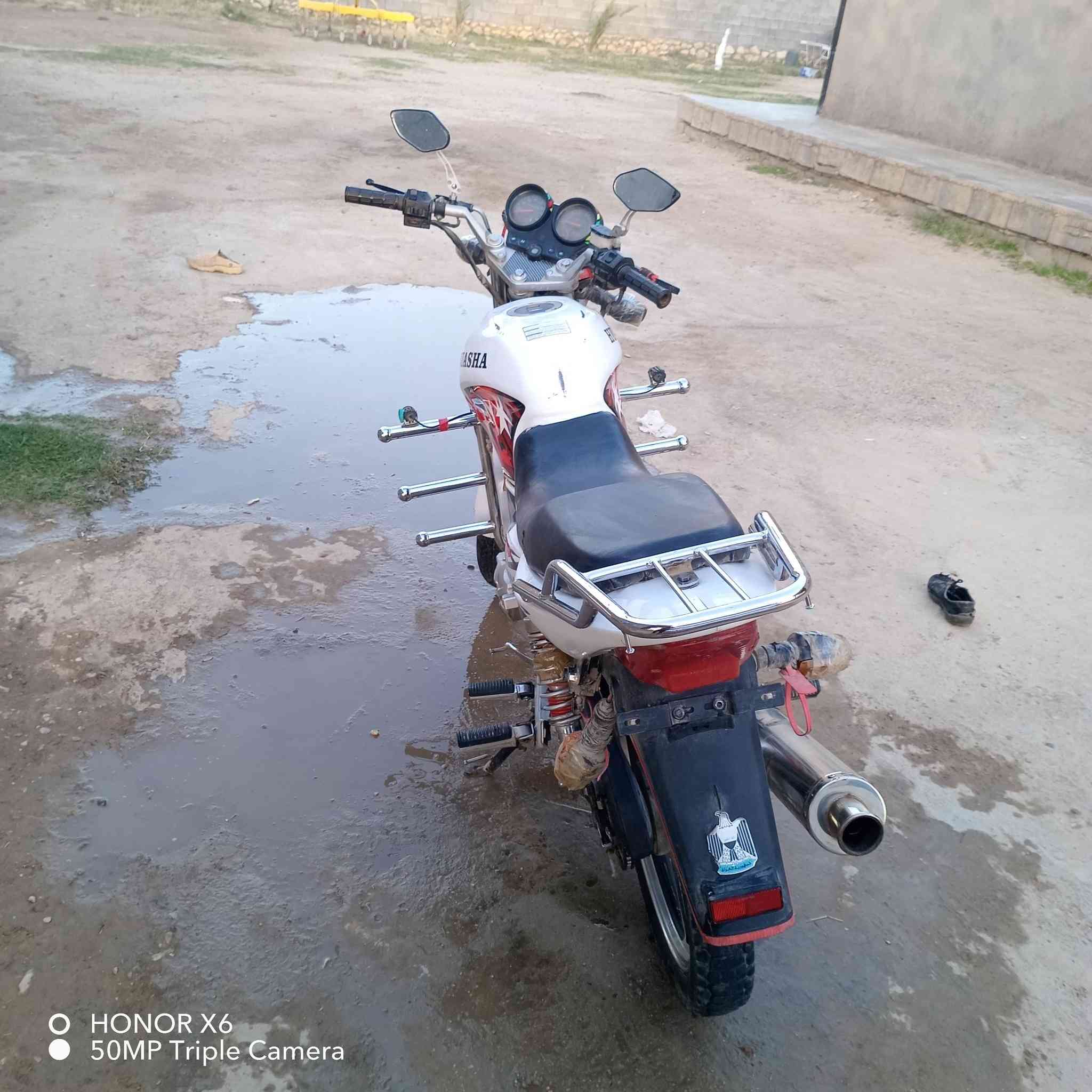 هيوشه للبيع موديل ٢٠٢٢ أوراق كامله كمرك نقص جاملق امامي فقط كهربائيات كلهه شغاله لايت زنون عالي ناصي السعر ٧٠٠ الف المكان الانبار هيت للاستفسار الاتصال على ***********
