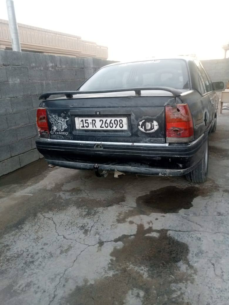 السلام عليكم
مكلف بلنشر 

اوبل اوميگا للبيع رقم انبار 
كير ومحرك مكفولات
العنوان الفلوجة 
السعر 18وبيها مجال
واتساب ***********
