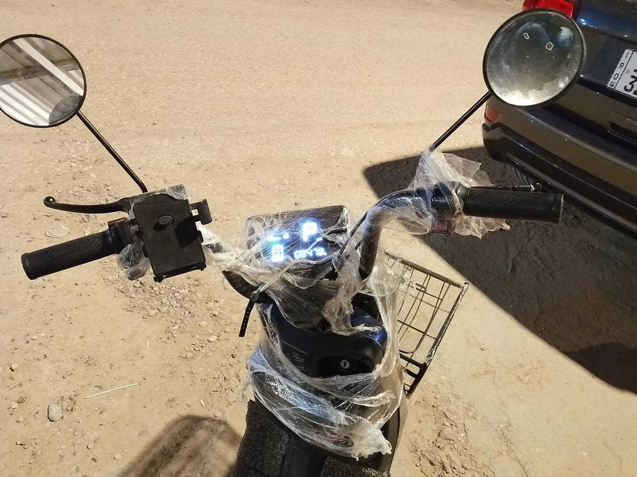سلام عليكم دراجه شحن للبيع كلشي ماناقصه السعر 350قفل للاستفسار ***********

