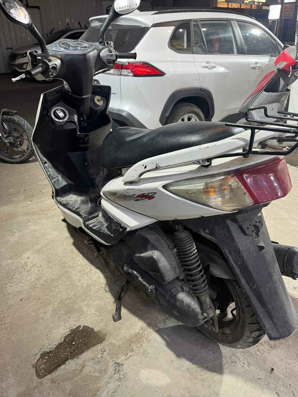 السلام عليكم الغوالي عندي هاي السكنس فحل ياباني قبغ نفخ دراجه  نضيفه خير من الله بانزين محسن او دهن يورل دراجه نضيفه متواجد بحي الجامعة من 6العصر لحد العشره بليل الشراي يتصل او بيكم خير واني بخدمتكم السعر675 /الرقم ***********
