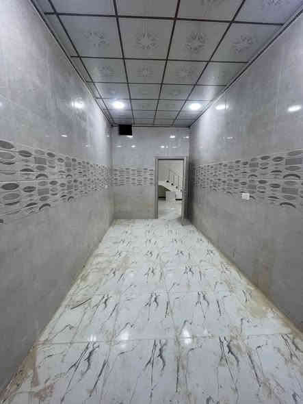 دارين تون مساحة كل دار 🏡200 م الوجه 6.66   النزال 30 شارع 15 القادسية شارع ابوعقرب
طابقين بناء زيرو 2025
                            الطابق  الاول 
👈 2 نوم  غرفه و  استقبال  سحب مغربي  و مطبخ   وصاله  و صحيات  نظام دفن  ومناور عدد 2 سقوف ثانويه ارضية بورسلين  گراج  سيارة 
                            الطابق الثاني 
👈2 نوم  بالكون لكل غرفه  و صاله  و صحيات سقوف ثانويه   ارضية بورسلين 
السعر 130 للدار  قابل للتفاوض للاستفسار 
خاص أو واتساب 
***********
***********
