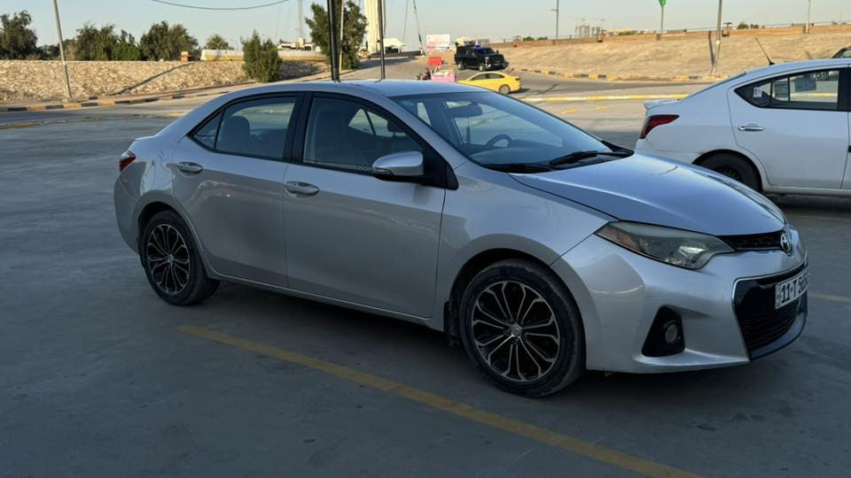 السلام عليكم كورلا 2014 s سبورت وارد أمريكي مكينه 2000 بيها قطعتين صبغ سياره جاهزه من كلشي السعر 130وبيها مجال حك الجيه رقم الهاتف ***********
