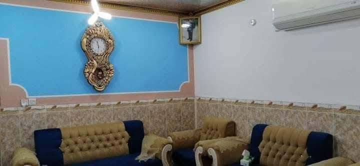 بيع مستعجل
بيت 150/متر طابقين
الارضي غرفتين وصاله واستقبال ومطبخ
وصحيات داخليه وخارجيه
والطابق الثاني غرفه كبيره وصاله
#ملاحظه البيت مع كافة اثاثه 
علما يوجد سبلات 4جداريه 
مع اثاث الاستقبال
والمطبخ جاهز مع الكونترات
طابو زرعي
#شارع المعمل السمنت يبعد عن الصيدليه الحديثه 200/متر

قفل 45

(عرصه بصف البيت 140/متر بـ8ملاين الوجه 7    والنزال 20)
#الشراي يتصل
***********
