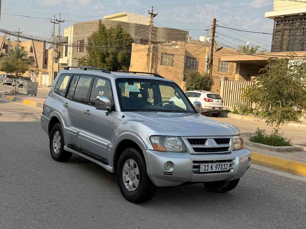 ‏سلام عليكم *********** للبيع باجيرو موديل 2007 السعر 92 وأرد خليجي السيآرة مكفولة من الصبغ والحادث والتبديل مواصفات السيآرة محرك 6 سلندر 7 راكب 3 قطع تبريد فور ويل مري شفط داخل صاج شاشة وكاميرا يدات نيكل مكينة وكير وحداديه وتخم تاير بحاله ممتازه جدا رقم بغداد تحول مباشر سنويه مجدده 2030 مكان السيآرة كربلاء
