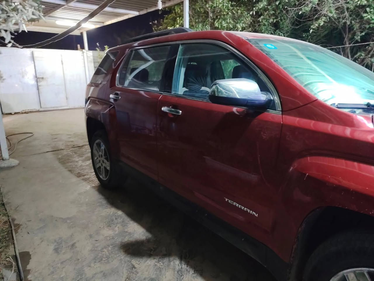 جمسي تيران (مكينه(6سلندر))2013  وارد امريكي سياره بيه جاملغ وبنيد فقط السياره فول مواصفات ما عده بصمه كير مكينه كفاله  عامه السياره بسمي مداور ثاني يوم تخم تاير جديد جنطه شفط تحكم بل الستيرن شاشه السياره فول مكان السياره كربلاء طوريج الرقم *********** السعر 115 ومراوس اكادير فقط
