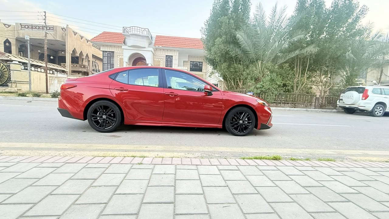 السلام عليكم
كامري موديل 2025 se
ماشيه 7 الالف
حادث السياره موضح يصور بنيد و جاملغ وبيه مقدمه الشاصي تصليح وجتف الجاملغ
السياره جاهزه بدون اي نقص 
مكان السياره بغداد الكرخ
السعر 220 $$وبيه مجال
***********
