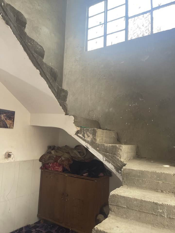 يالله بيت للبيع المساحه100متر بناء بلوك وذابوك سقف صب العنوان طويريج الرشيده قرب السيطره السعر 36الاتصال ع الرقم ***********
