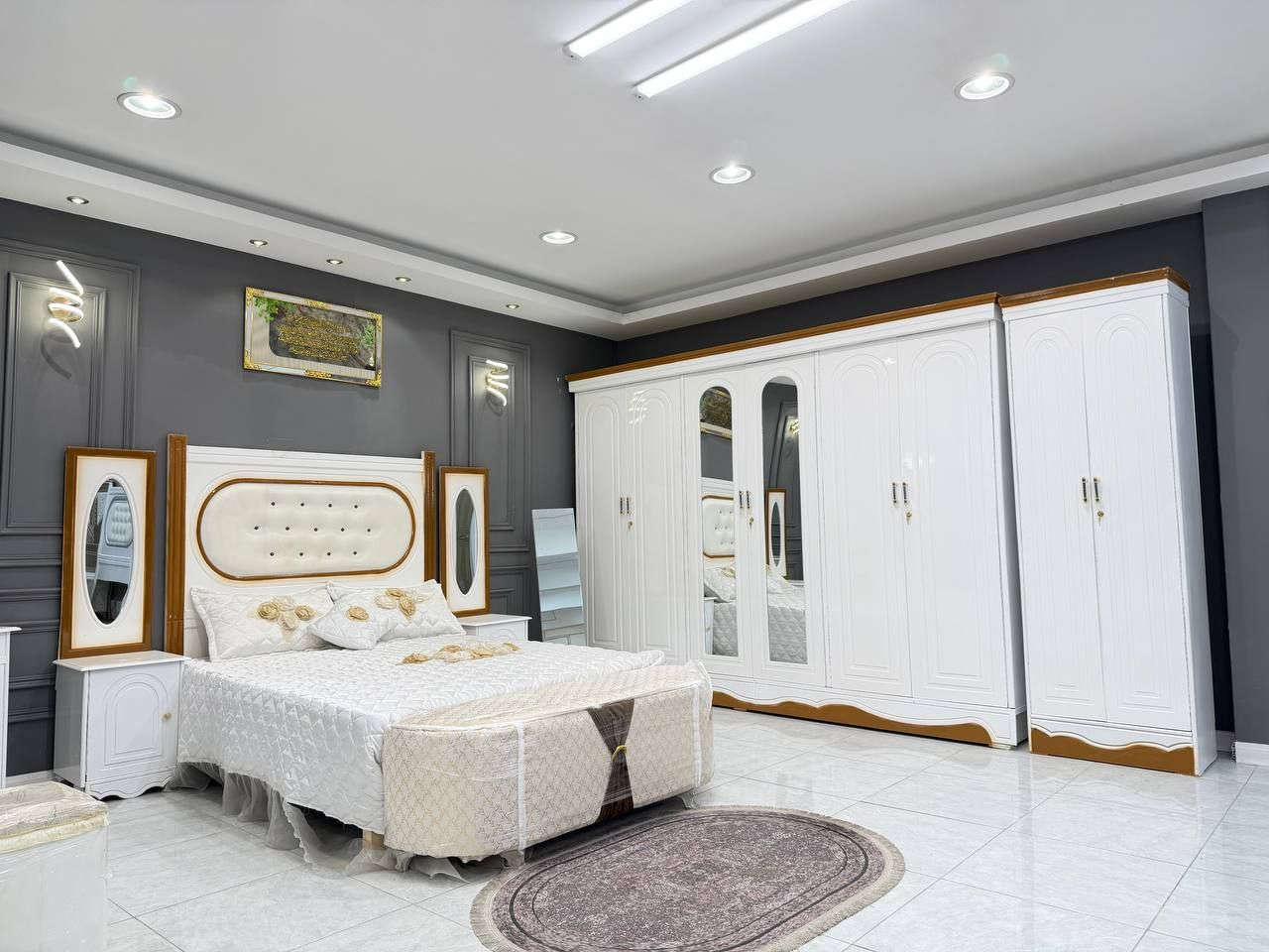 #تخفيضات
مليون  فقط👉🏼

غرف نجاره عراقيه 💯💯

عرض الكنتور 3 و20سم

ارتفاع الكنتور 2 و20سم

السرير بلوك ٦ ارجل

طول السرير 200 سم 

عرض السرير 160 سم 

الضهر براغي
شازلون طابوريه 50 حسب طلب الزبون

توصيل داخل بغداد مجاني أطراف 40 👉🏼
توصيل محافضات حسب البعد للحجز والاستفسار خاص


**إذا كنت صاحب هذا الإعلان وتريد حذفه لأي سبب، رجاءا أرسل رسالة إلى الدعم الفني**