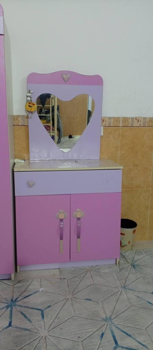 (ژووری کچ)
سیسەم بە دؤشەکەوە  مستوالیت    و کومەدی لەگەلە  پاک و بێعەیب بؤ فرؤشتن لەکەلار 
نرخ٨٥هەزار


**إذا كنت صاحب هذا الإعلان وتريد حذفه لأي سبب، رجاءا أرسل رسالة إلى الدعم الفني**