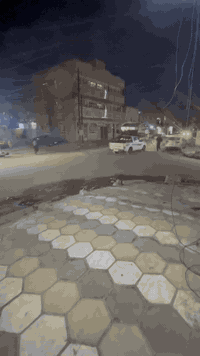 شقه ارضيه الايجار العنوان المشتل شارع الزيدي الاستفسار الاتصال بي واتساب         ***********
