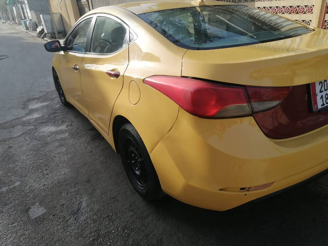 السلام عليكم النترا موديل 2013 وارد امريكي حادثهه باب خلفي عكس السايق ونص من الجاملغ رقم ديالى الجديد انكليزي بأسمي محرك 1800 دوش مكاني بغداد العماري قرب حي النصر السعر 93 غير متواجد على الفيس الشراي يتصل ***********
