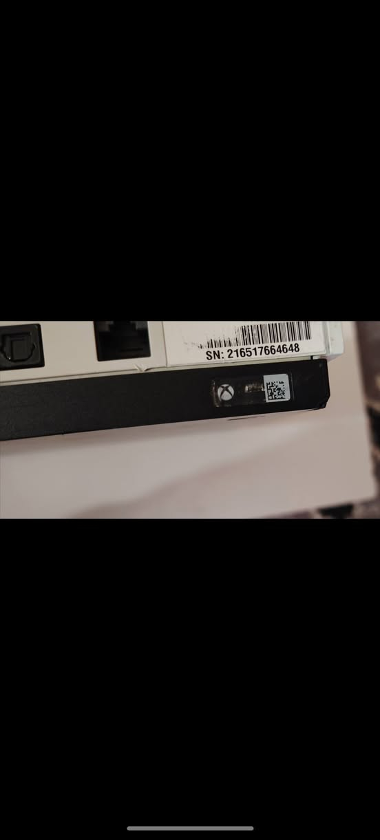 اكسبوكس وان اس ذاكره تيرا
سلام عليكم اكسبوكس وان اس ذاكره واحد تيرا جهاز نضيف مكفول من الفتح ستيكر الضمان موجود 
كامل الملحقات 
بي اشتراك كيم باس شهرين 

ويا هارد 500 كيكا يعني المجموع تيرا ونص 

منزل بي العاب 17 لعبه يعني شد والعب كبل لا تنزيل ولا دوخه 

وهاي اشهر الالعاب البي 👇

GTA V

فورزا هورايزن 5

كول اوف ديوتي مودرن 3

رزدنت ايفل 2

ذا ويتشر 3

وهواي العاب بعد 

السعر 150الف 

للأستفسار خاص


**إذا كنت صاحب هذا الإعلان وتريد حذفه لأي سبب، رجاءا أرسل رسالة إلى الدعم الفني**