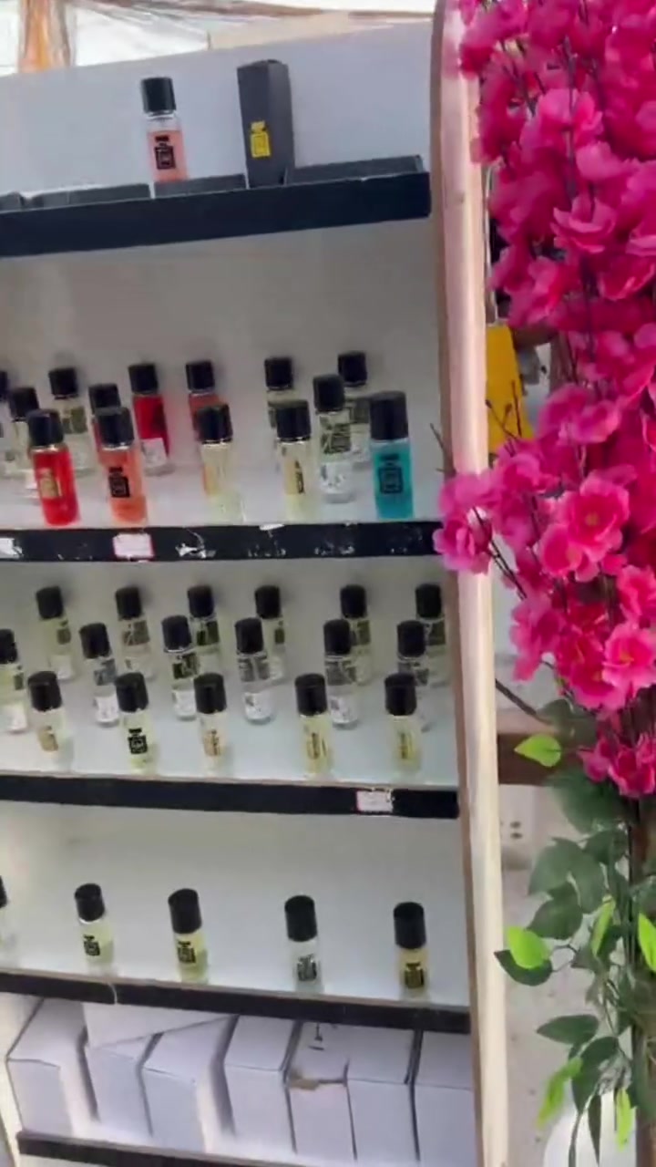 وكيل عطور الكهرب 27
الموقع بغداد الثعالبة سوك الثعالبة 📍
توصيل جميع انحاء العراق    
رقم الهاتف 0774 202 8247 ☎️
