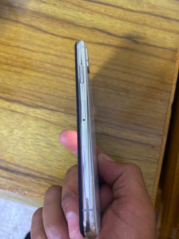 اكس عادي
مبدل شاشه✅

مبدل بطاريه ✅

السماعه الداخليه مكطوعه. ١٠ تصلح✅

ضهر مفطور ✅

سعر ١٠٠. بي مجال حك جيتك 

رقم الهاتف ***********

العنوان موصل الايمن ١٧ تموز
