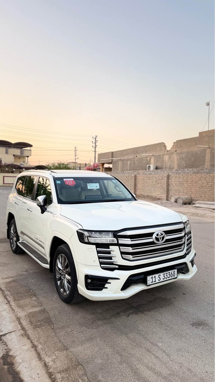لاندكروز 23 خليجي كفاله عامه ما عدى البنيد مصبوغ السياره ع وضع شركه لمتد ساز فول الفول خمس كامرات كشنات جلد محرك 6 سلندر تنفس طبيعي شرط الكفاله ماشيه 59 الف ماشيه رقم بغداد بسمنه السياره ع وضع شركه السعر 580 وبيهه مجال بسيط *********** عنوان السياره بصره المدينة, البصرة
