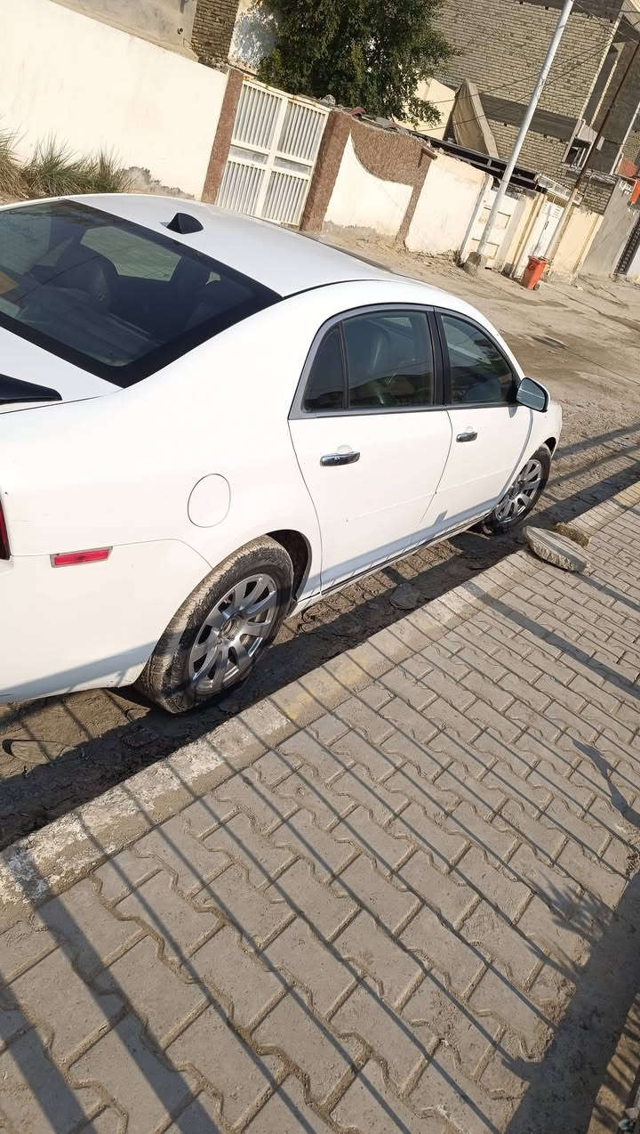 السلام عليكم عندي سياره ماليبو موديل 2012 رقم اربيل ماكينه 2400 تبريد يجرش تدفئه شغال كشنات تحكم ستيرن تحكم فتحه فول مواصفات تدفئه تبريد الكشنات كهربائيات كلها شغاله ما بيها ولا عيب سياره حلوه وناعمه مرتبه اريدها مراوس لو ملكه لو مارك لو ارنب للاستفسار هذا الرقم ***********
