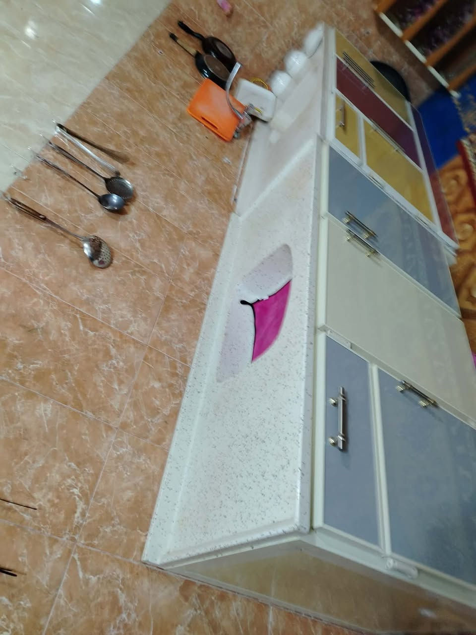 تنور 50 مناسف عدد 9 سعرهم 20 / كاربد 70 الاصلي // ميز بلازمه 45 وسرير 40 وكاونتر 700


**إذا كنت صاحب هذا الإعلان وتريد حذفه لأي سبب، رجاءا أرسل رسالة إلى الدعم الفني**