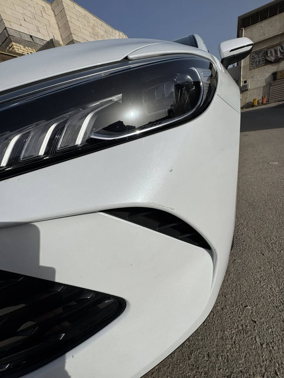 جن بلص كفاله فقط شخط بسيط بالدعاميه ومكحلها
رقم بصره بأسمي 
بصمه وكارت وشاحن وسبير وعده 
ماشيه 4 الف قابل للزياده 
الدواخل بيجي مميز 
مسويلها نانو سيراميك وشمع 
كلش معتني بيها 

الهاتف ***********
