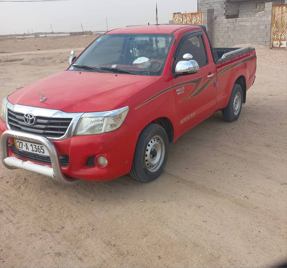 أسلام عليكم فلاونزه مديل 2014 اللبيع تك اربع حلقات رقم ذي قار نكليزي تحويل ثاني يوم حداديه تخم تاير. سيارة نضيفه شاصي ومكينه وكير مكفولات مكفوله من الفتح وتبديل بيه صبغ بجهت سايق. 
مكانه بصره سفان سعره 140 وبيه مجال حق جيه شراي يتصل. *********** البصرة, العراق
