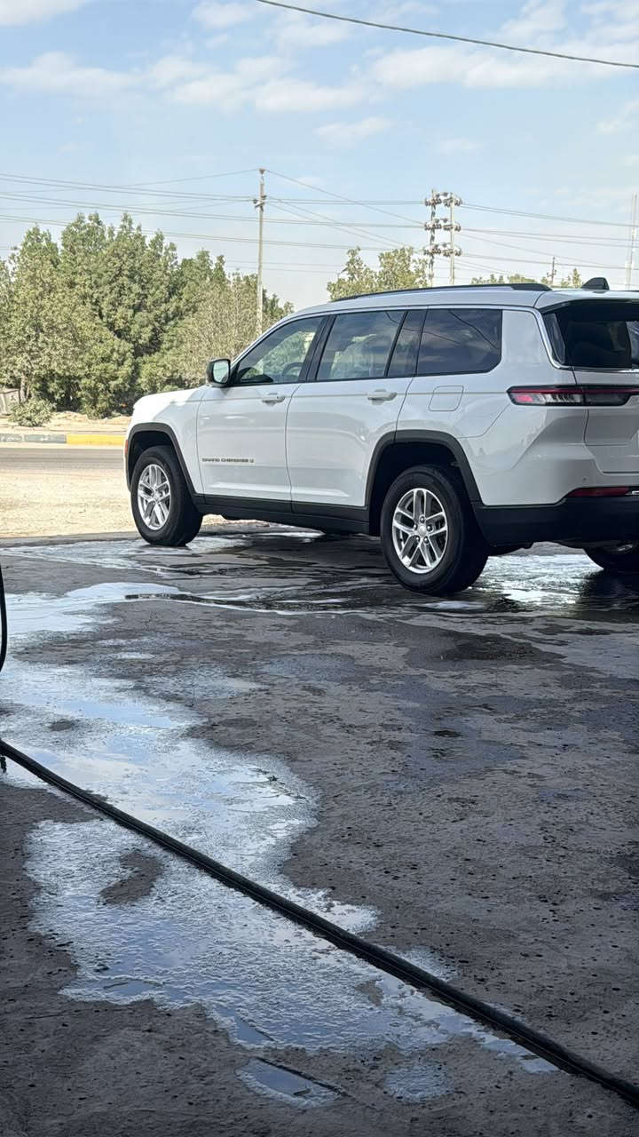 جيب كراند شيروكي لاريدو2023
السلام عليكم
جيب حادثها فقط حالوب خفيف بالقمارة والبنيد مبدل اثر الحالوب
رقم بصرة
محرك 6 سلندر 3600
7 راكب كشنات فصل VIB
تحديد مسار 
رادار امامي جانبي بالمراية
كامرة خلفية
اوتو ستوب
كشن السايق كهرباء 
شفتات استيرن
كير محرك حدادة طخم تاير مشلن كله بالشرط ومكفول 
باقي السيارة داير مداير كفالة عامة 
***********
وحياكم الله
