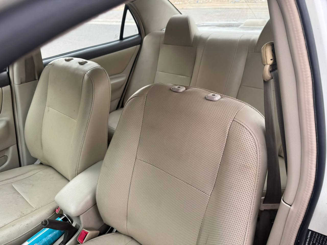 للبيع بي واي دي F3 رقم كربلاء مداور ثاني يوم كير مكينة مكفولات حداديه جديده باتري جديد بيه جاملغ الخلفي جهت السايق مصبوغ وبيه رشات بسيطه مكان السيارة كربلاء السعر 53 وبيه مجال للاستفسار رقم صاحب السيارة ***********
