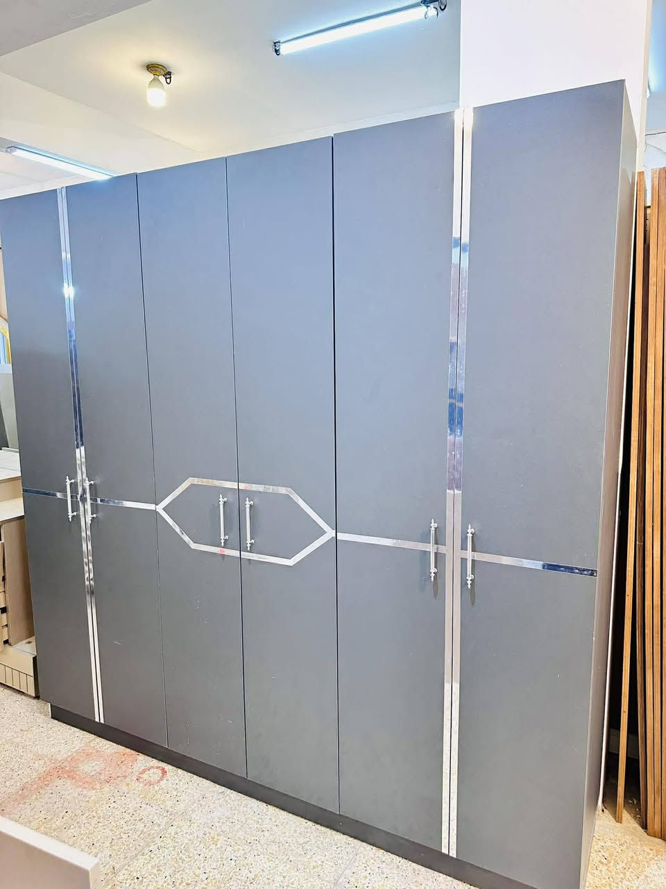 غرفة نوم تركي 🇹🇷مستخدم 
نضافه 💯%💯 فقط منصوبه 
5قطع 
سعره 525 الف 
+التوصيل والشد داخل بغداد مجاناً


**إذا كنت صاحب هذا الإعلان وتريد حذفه لأي سبب، رجاءا أرسل رسالة إلى الدعم الفني**