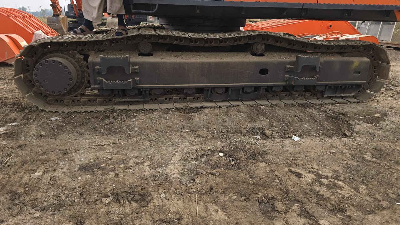 بســم الله 

سلام عليكم👋  

للبيع حفاره هيتاشي ⚔️

جي 5

دخول جديد 🇯🇵

حجم 470🚀

موديل 2019

بم ونوزل  عداد العمل 4000 ساعه 

العنوان واسط العزيزيه الشارع العام محلات بيت الزهلول الادوات الاحتياطيه للحفارات الهيتاشي 

الاتصال على هذا الرقم📞

***********

***********

كفاله_عامه_وارد_اليابان👍👍
