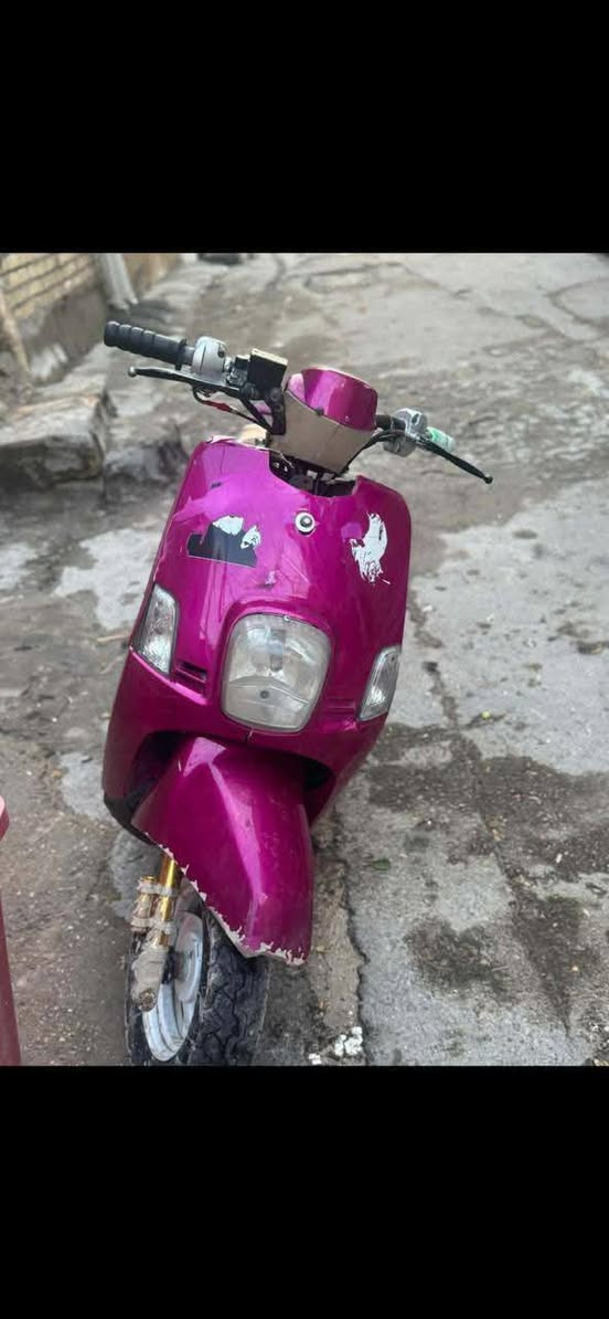 سلام عليكم دراجه بوليس دراجه نضيفه بس بيه شغله وحده خيط تبخير بسيط ميبين دراجه  مكينته ناعمه سلف وهندر تشغل مكاني بغداد مدينه الصدر سعر 350الف رقم الهاتف *********** بغداد, العراق
