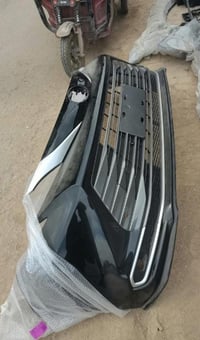 متوفر جميع قطع غيار تويوتا سينا 2021 _ 2021  بنيد اصلي تفصيخ  دعامية ا...