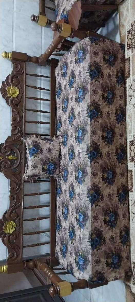 سلام عليكم قنفات نضافه ١٠٠٪؜ سعر ٢٠٠ الف للاسستفسار والتواصل ***********
