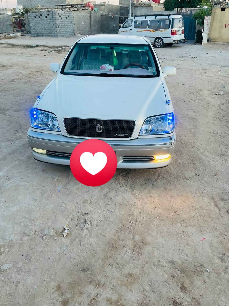 سلام عليكم تويوتا كران
موديل 2003
بس فحص مامدفوع الكمرك رقم كركوك 
السياره جاهزه مابيه نقص 
كفاله من الكص ونقل جذه والرسميات 
3 دكم 
ديفور الكبير 
شاصي 75 
كشنات كهربائية برده خلفيه ستيرن كهربائي مثبت سرعة مري شفط 
السعر خابر وبيك خير ودلل ***********
