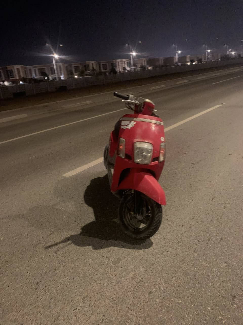 🚲 دراجة ماكس بوليس  
📅 الموديل: 2009  
🎨 اللون: أحمر  
🔧 الحالة: ملاحات فول  
✅ مكفولة كفالة عامة

العنوان البصرة الجزيرة
رقمي الواتساب ***********

📞 للاستفسار:  
***********
