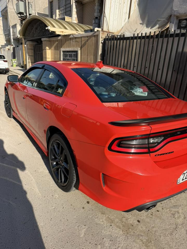 جارجر GTبلاس
للبيع سيارة دوج جارجر GT موديل 2023
اللون: برتقالي مميز 🔥
المحرك: 6 سلندر 3.6
داخل سياره جلد اسود كنتاره
حادث سياره جانبي باب بصف سايق 
سونار جديد للسياره 
السيارة فول مواصفات:
شاشة كبيرة، كاميرا خلفية، حساسات، تشغيل بصمة، مقاعد جلد كهربائية، نظام صوت ممتاز
رقم سياره اربيل. 
سكن بغداد 

السعر: خاص
للاستفسار :***********
