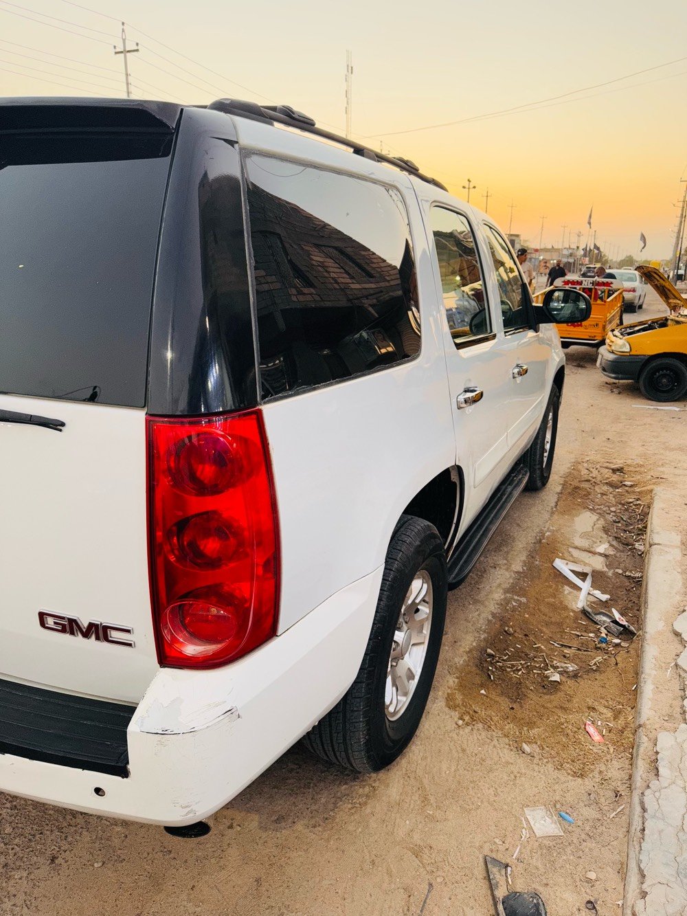 GMC 2008

ب اسمي تحويل ثاني يوم 

صبغ ابواب الامامي صبغ ارباع ابواب الخلفي 

مكاني بصرة
***********