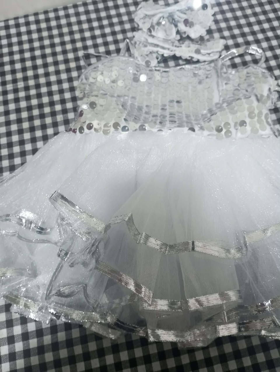 السلام عليكم بنات عندي ملابس اطفال بنات من عمر سنه إلى عمر 10 سنوات انسب الأسعار


**إذا كنت صاحب هذا الإعلان وتريد حذفه لأي سبب، رجاءا أرسل رسالة إلى الدعم الفني**