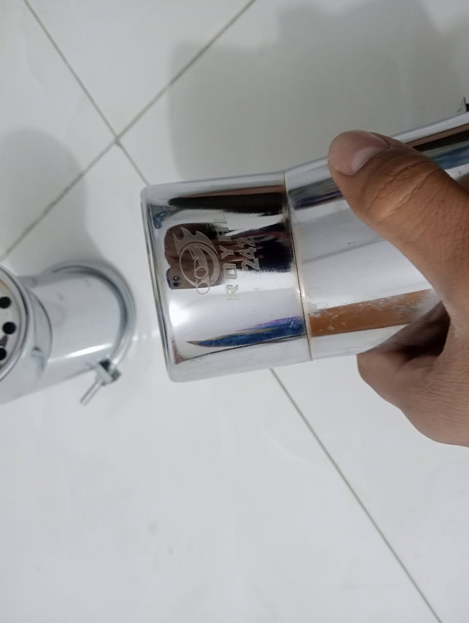 إسلام عليكم وشه كوستر جدد مامشدوده ام الختم ام القفيص سعر القطعه 15الف مكاني حي  السلام قرب مستشفى الفضيليه كماليه ***********حمودي
