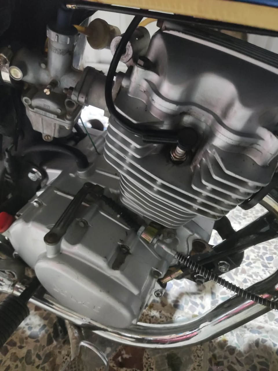 السلام عليكم اربع كير نامه امتياز الدراجه مفتوحه شوفت عينك النضافه موديل ٢٠ اوراق سكنر الدراجه رايده. ب ٤٢٥٠ وبيه مجال مستعجل ع بيعته مكاني حي الوفاء رقمي ***********
