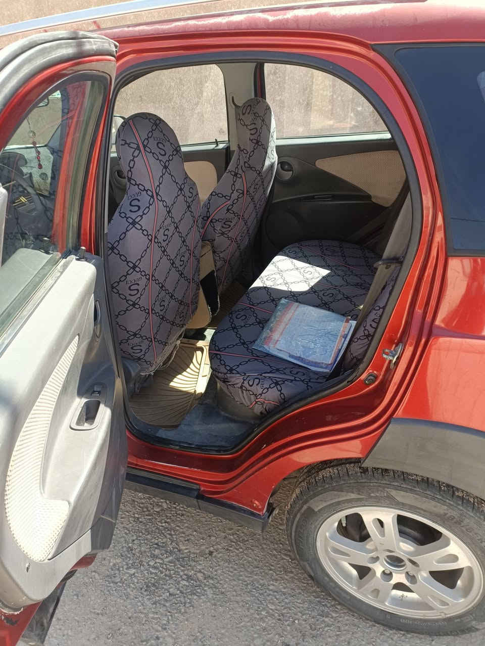 شيري X1 موديل 2014 استخدام نظيف مكفولة من الضربة القوية
بيها جراد وسط قمارة وبنيد 
مكانها السماوة 
السعر 45 وبيه مجال


**إذا كنت صاحب هذا الإعلان وتريد حذفه لأي سبب، رجاءا أرسل رسالة إلى الدعم الفني**