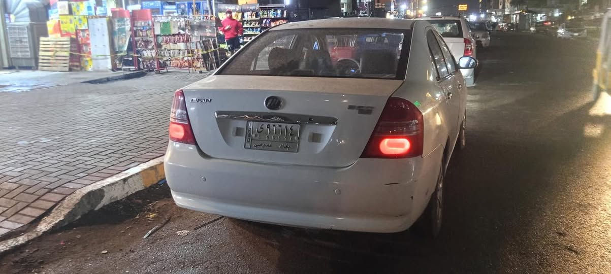 سياره ليفان  موديل ٢٠١٣ للبيع ***********
