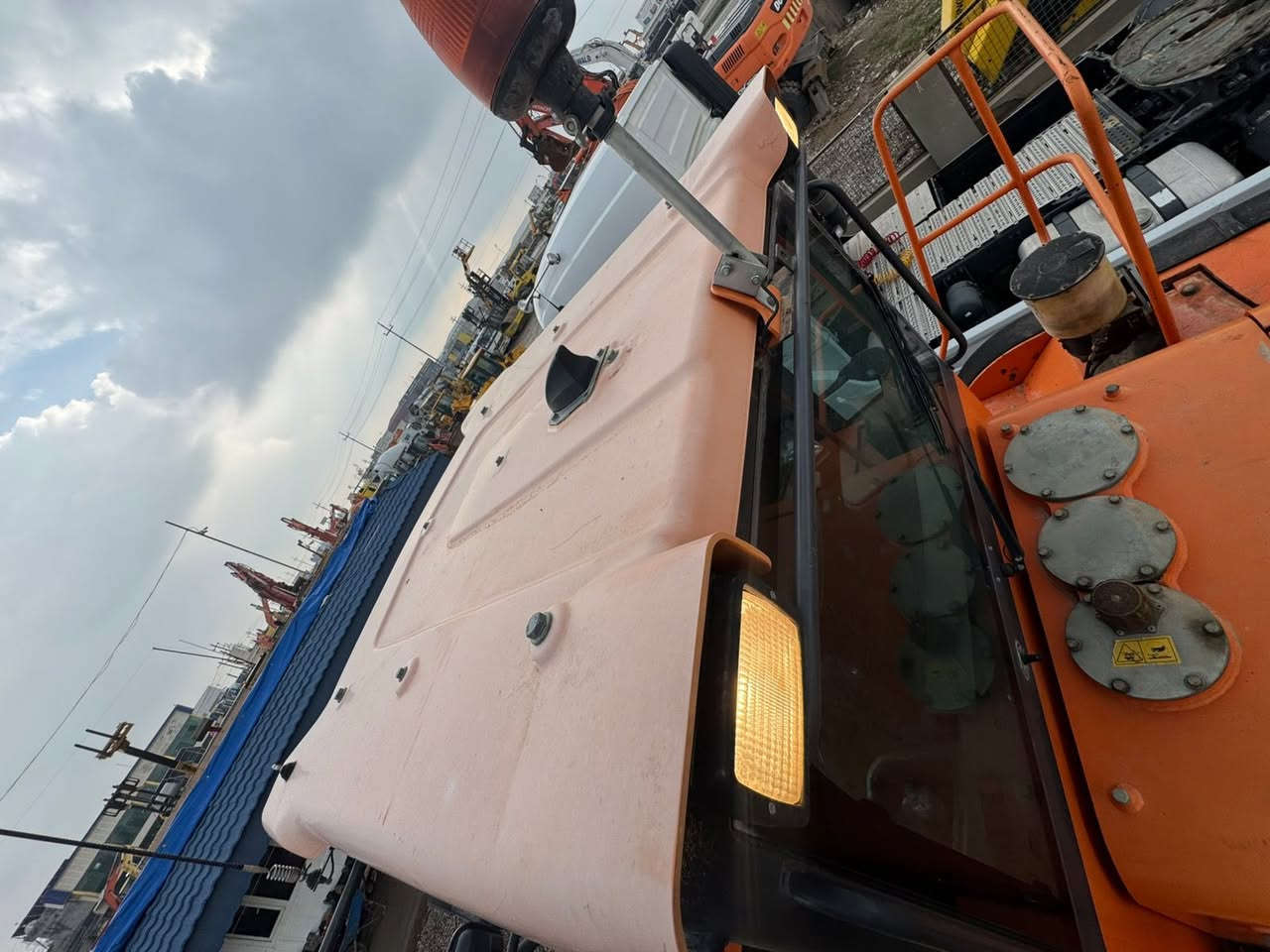 Doosan DL300-3 
2013
دخول جديد

📞***********
📞٠۷۷۳٤٤٤٤٥٤۲
     عنوان أربيل/ شارع كركوك📍
