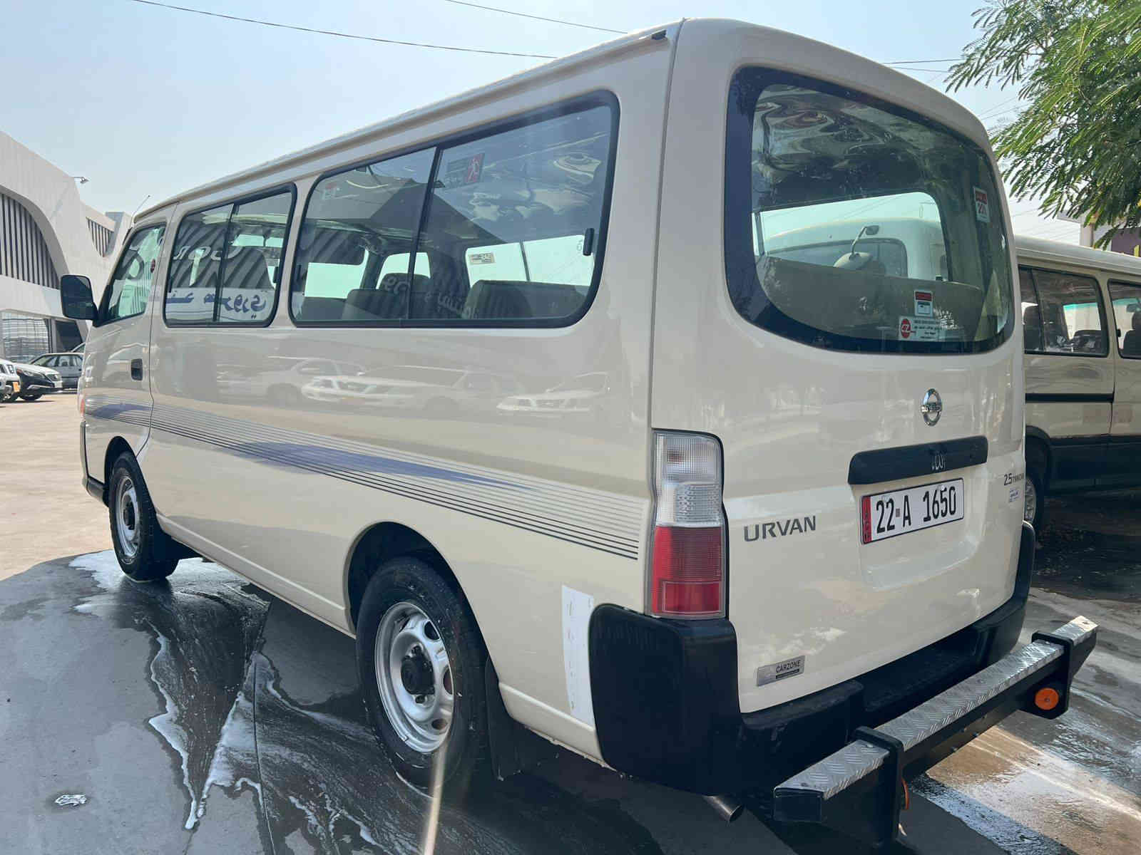 سلام عليكم نيسان خاكي موديل 2011 مكفوله كفاله عامه  محرك مامفتوح برغي. ماشيه 360 كاعيو دوشمات جديده باب كارباي دبل كاعيه دوشمات جديده  سنويه جديده سعر. 215 بيه مجال مكان كلار رقم موبايل *********** رقم كورك ***********
