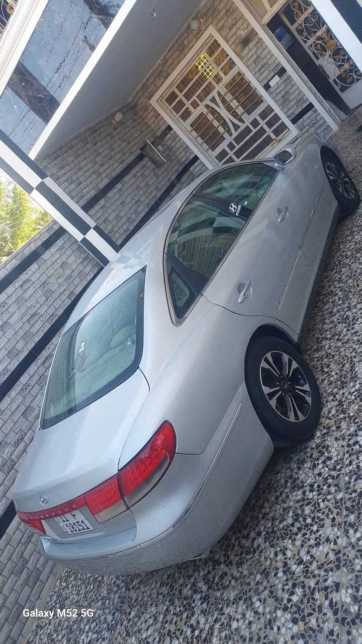 السلام وعليكم هونداي ازيرا موديل ٢٠٠٧ مراوس بسوناتا مقدس وانطي فرق شي قليل مكاني الحسينيه سياره كامله رقم نكليزي بغداد بسمي محرك وكير بعده بلضمان *********** مصبوغه عام
