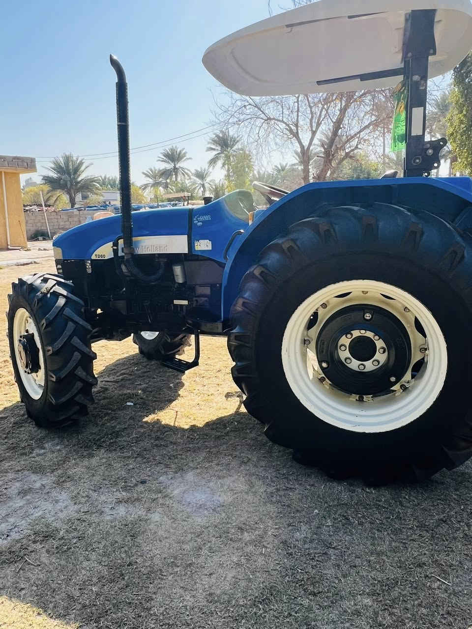 سلام عليكم مكينه للبيع موديل 2016رقم ديالى شرط التحويل مكينه تاير شركه جواه مكينه لا خياس لا زنجار مكينه بوضعًالشركه بس المحرك مفتوح مكينه استخدم شخصي مكينه جديده لاستفسار ‭***********‬ مكان الساحبه واسط
